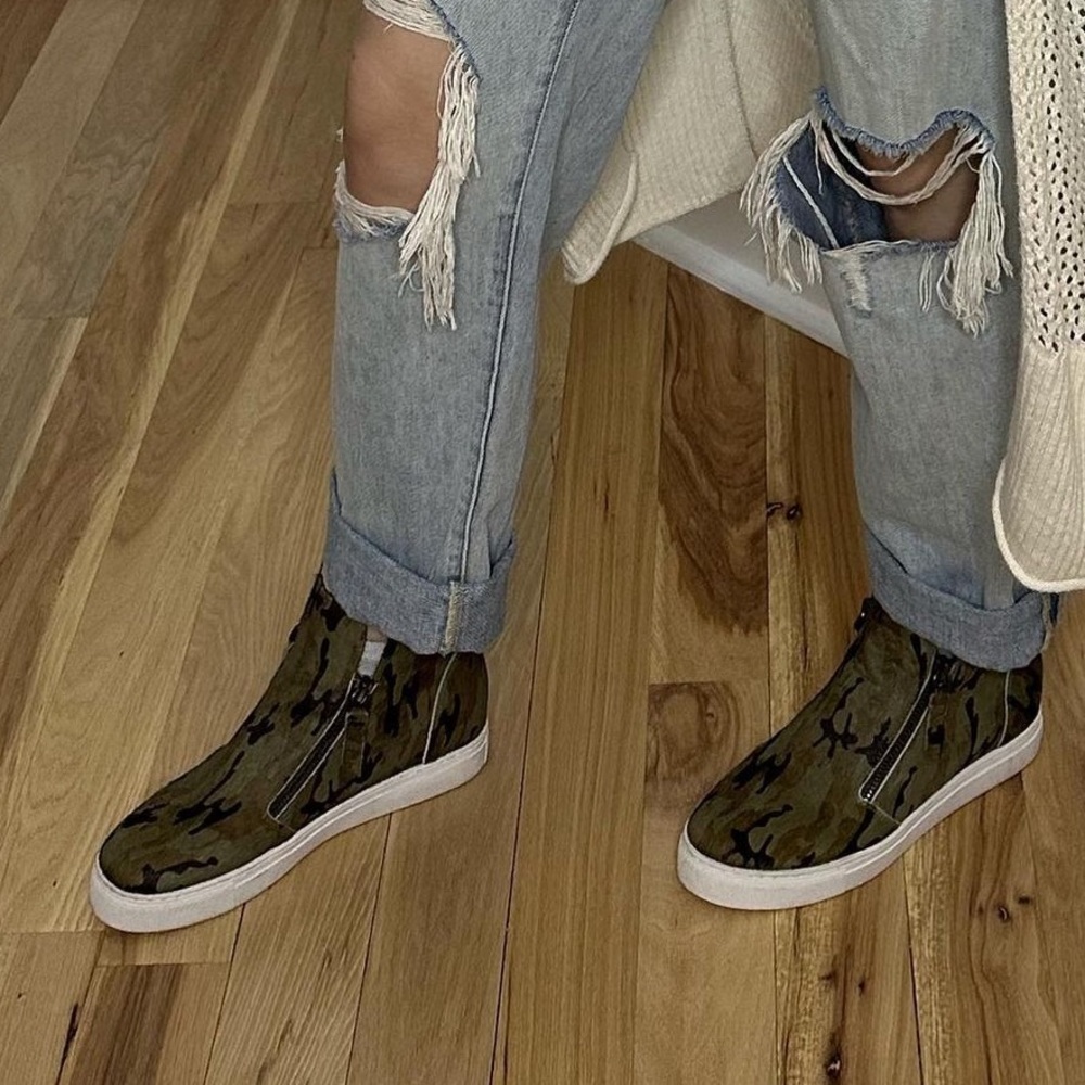 Camo Zipper Slides
